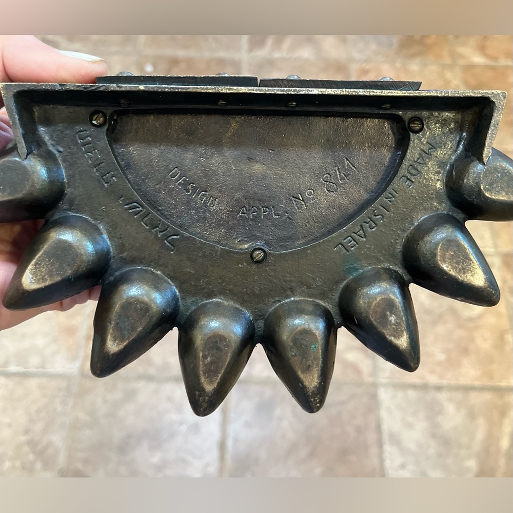 Vintage Brass Olive Leaves APPL. NO841 Oil And Candle Hanukkah Menorah - Picture 4 of 14